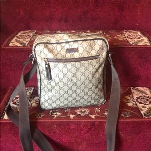 Gucci bag excellent condition 💯 authentic